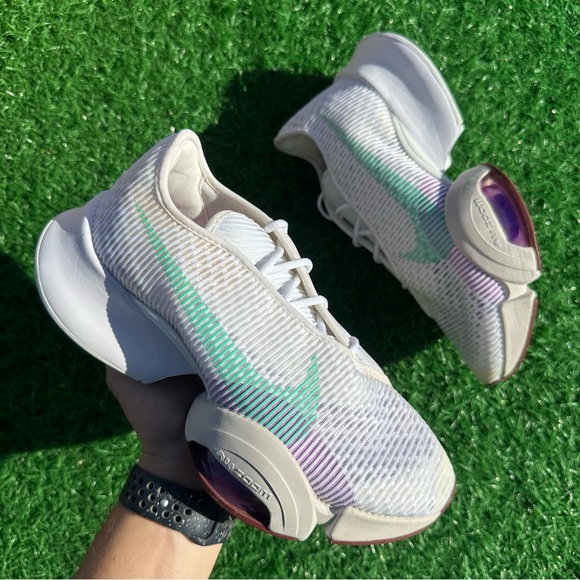 Nike Shoes - Nike Air Zoom Superrep 2 White / Green Glow